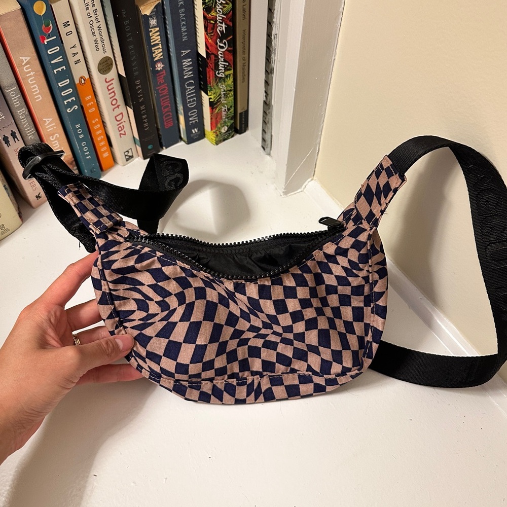 Baggu Trippy Mini Crescent